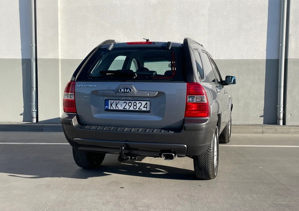 Kia Sportage cena 25900 przebieg: 86000, rok produkcji 2005 z Bobolice małe 562